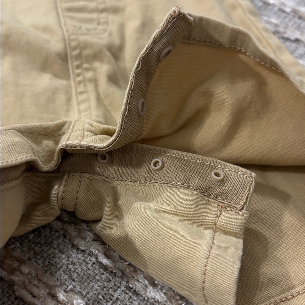 Levi’s Kids Tan Shorts Overalls Size 24m - Picture 7 of 15